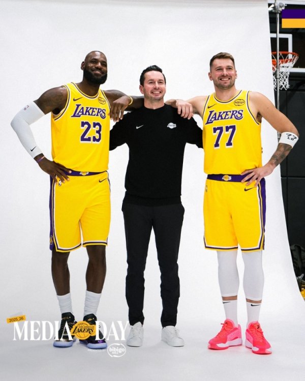 James: Chúng tôi sẽ trải nghiệm một mùa giải đầy đủ với Doncic, và Redick cũng sẽ phát triển một năm kinh nghiệm