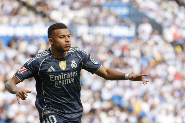 Ông M! MBappe đã ghi tất cả 8 trận đấu của đội tuyển quốc gia + vào tháng 9
